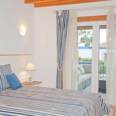 Olhos De Agua Sleeps 10 Pool Air Con Wifi Olhos de Agua (Albufeira)