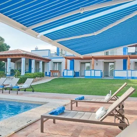 Olhos De Agua Sleeps 10 Pool Air Con Wifi Villa